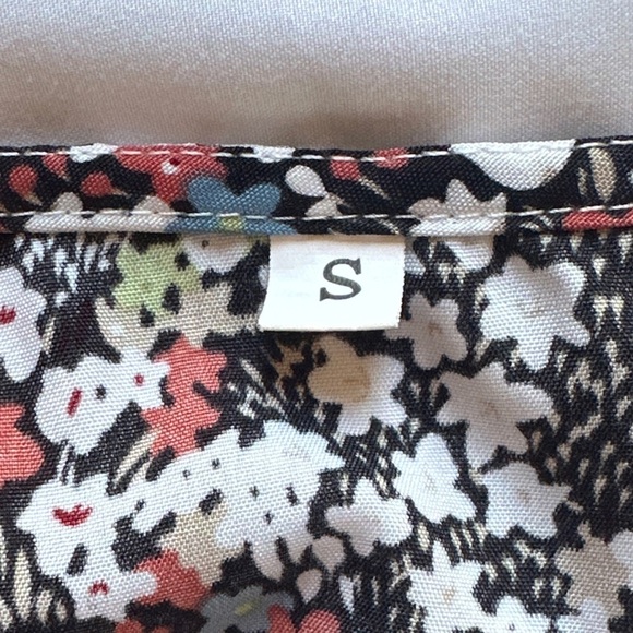 SHEIN Multicolor Floral Top - Picture 6 of 6